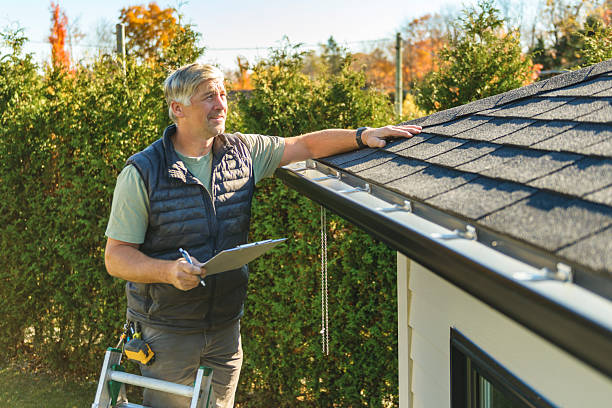 Professional Roof Repair technician working in Atlantic Beach, FL